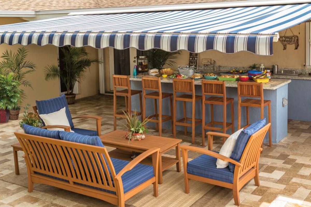 SunSetter® Awnings Retractable Awnings, patio awnings, sunsetter awnings, awning for deck near Eugene, Oregon (OR)